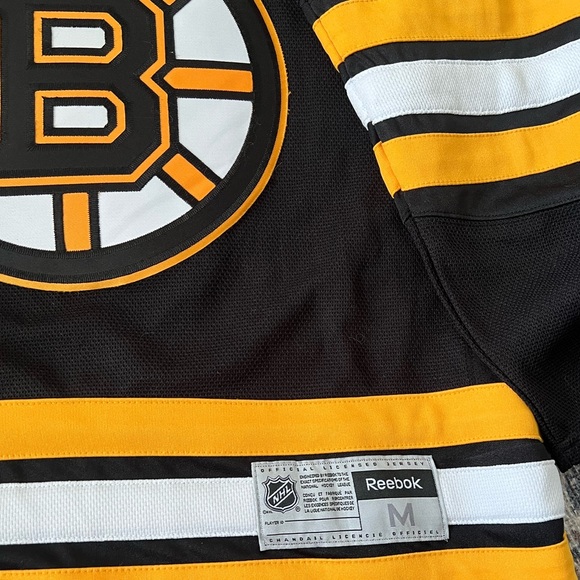 Boston Bruins Hockey Jersey #19 Seguin - Picture 2 of 5